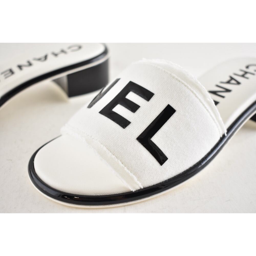 Chanel 24C White Black CHA NEL Letter Logo Mule Slide Block Heel Sandal 37.5 - Picture 15 of 16